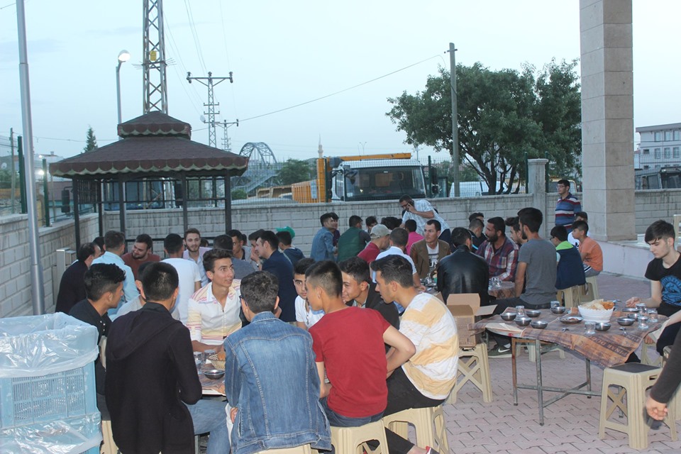 Gençilk merkezinden iftar